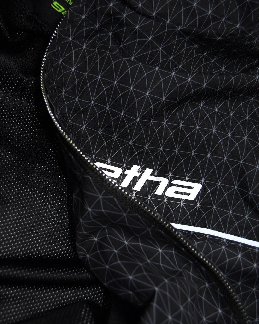 geomek track jacket